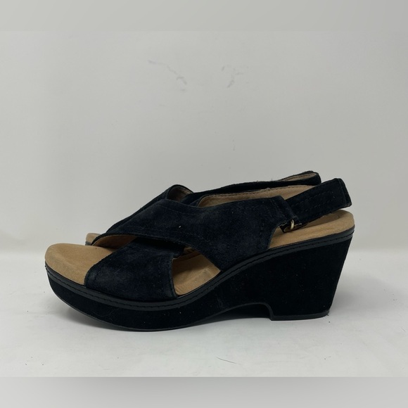 Clarks Women Suede Black Wedge Sandal Size 8.5 - Picture 1 of 8